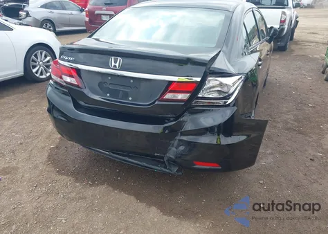 2015 Honda Civic Lx z USA, uszkodzony, nr VIN 19XFB2F54FE120175